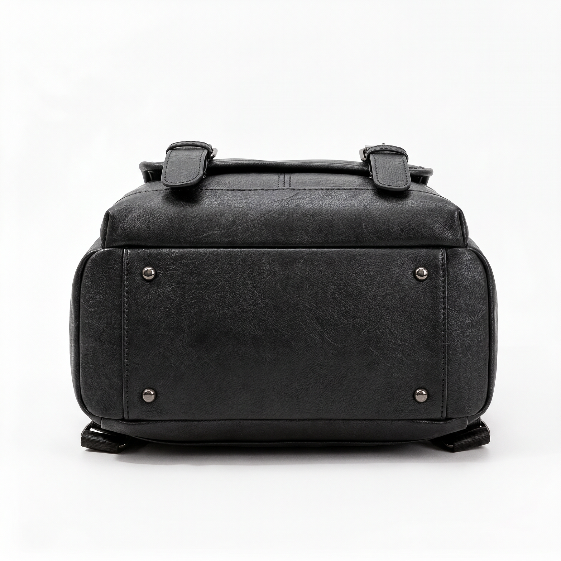Mochila de piel genuina para mujer Wynn en color Negro - vista de la base